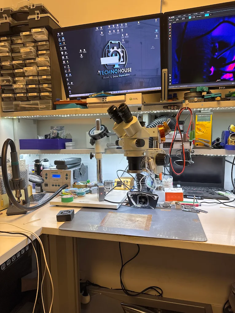 Techno House – Unnamed